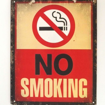 Πινακίδα "NO SMOKING"