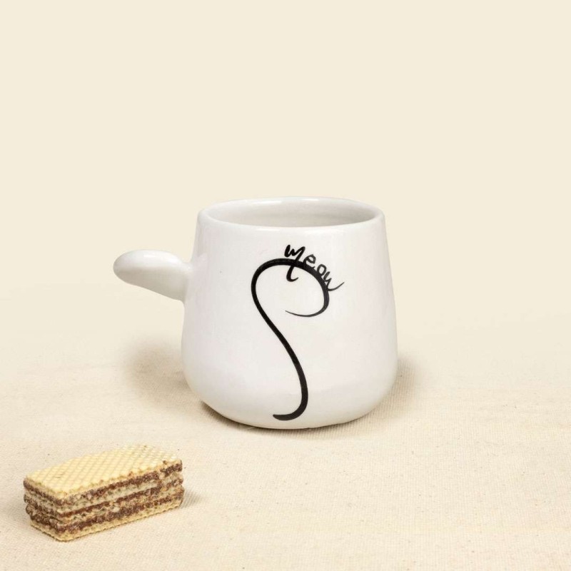 Φλυτζανάκι Ελληνικού με γάτα