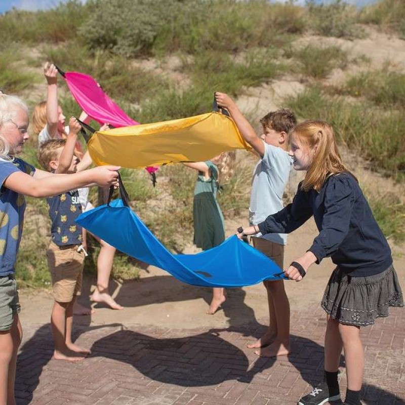 Ομαδικό παιχνίδι: Σκίουροι Με Αλεξίπτωτα