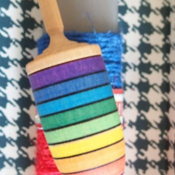 Λαμπάδα με ξύλινη σβούρα