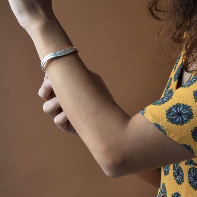 Bραχιόλι cuff Flow