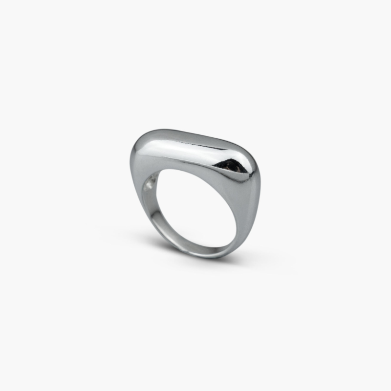 Τετραγωνισμένο γλυπτό δαχτυλίδι