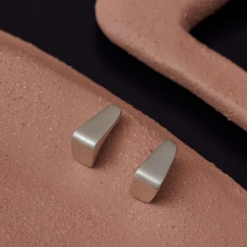 Σκουλαρίκια κυρτά ματ