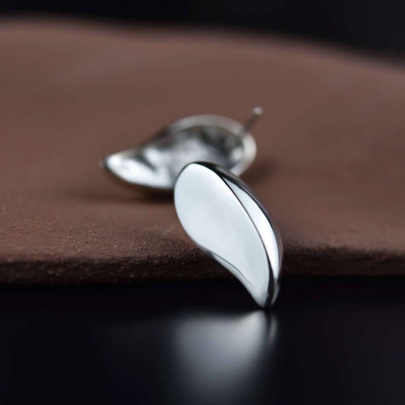 Σκουλαρίκια φύλλα γυαλιστερά