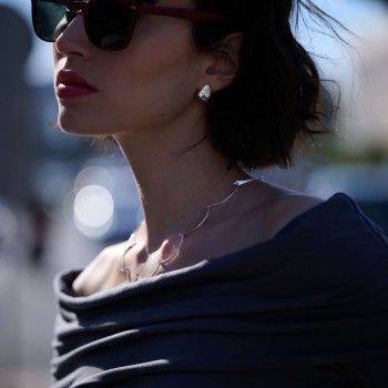 Σκουλαρίκια γυαλιστερά  πέταλα