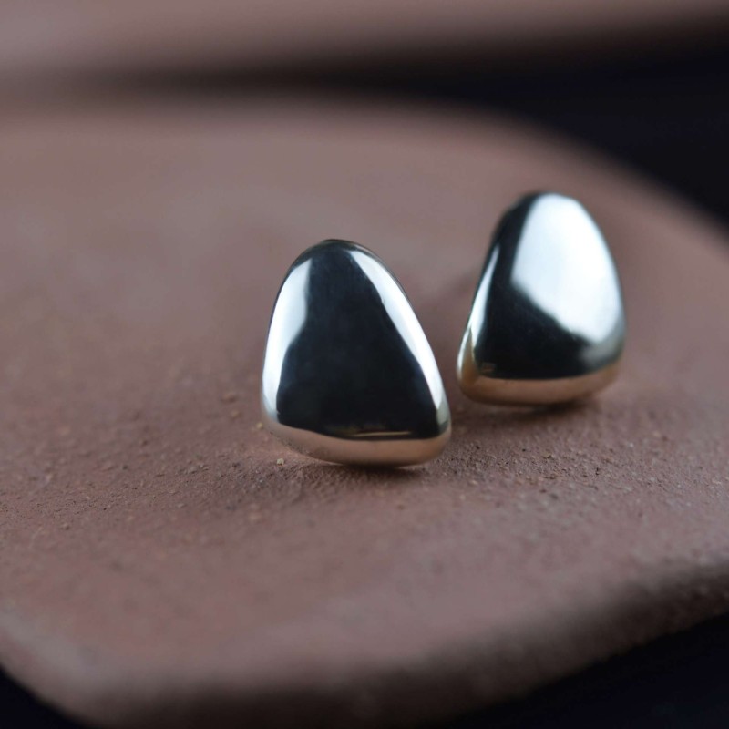 Σκουλαρίκια γυαλιστερά  πέταλα