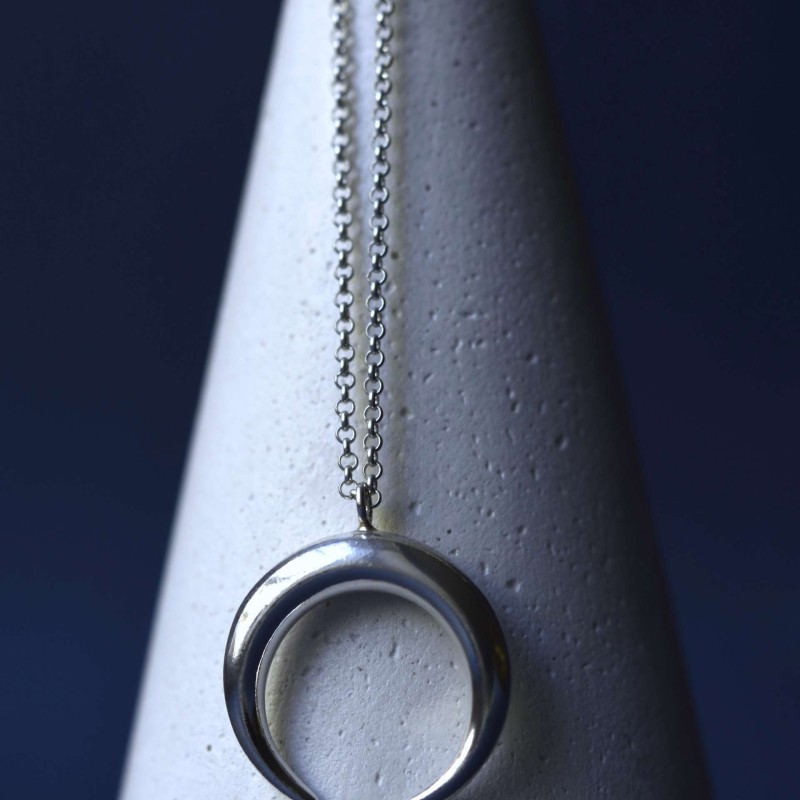 Κολιέ  πέταλο