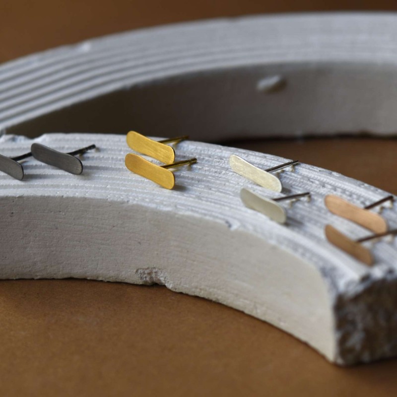 Μικρά σκουλαρίκια flat bar