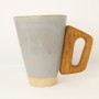 Κεραμική κούπα με ξύλινο χερούλι